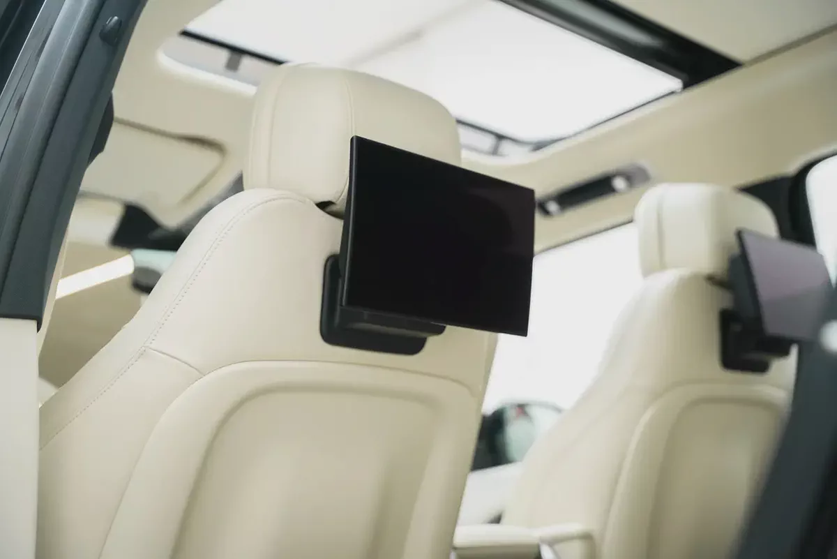 2026 Land Rover Range Rover HSE | GCC Specs | Luxury SUV-6-6