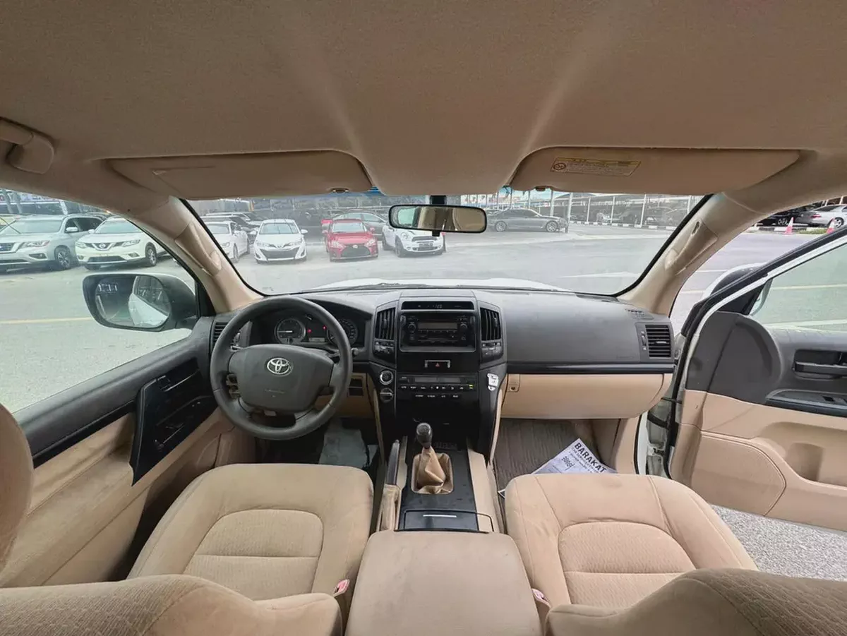 Toyota Land Cruiser GXR 2012 - GCC Specs - Well Maintained-9-9
