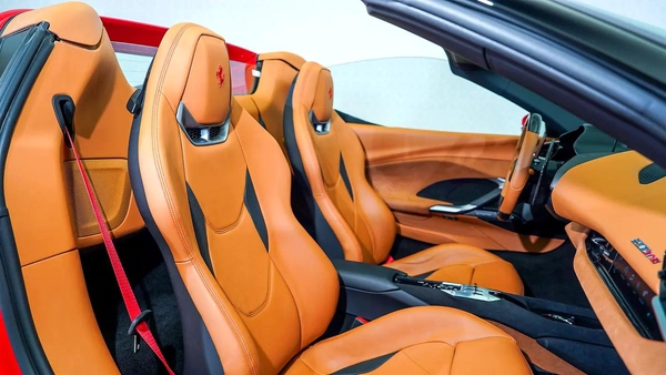 Ferrari 296 GTS Standard