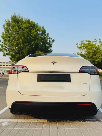 Tesla model Y 2023 Gcc Without Bank Easy monthly emi-1