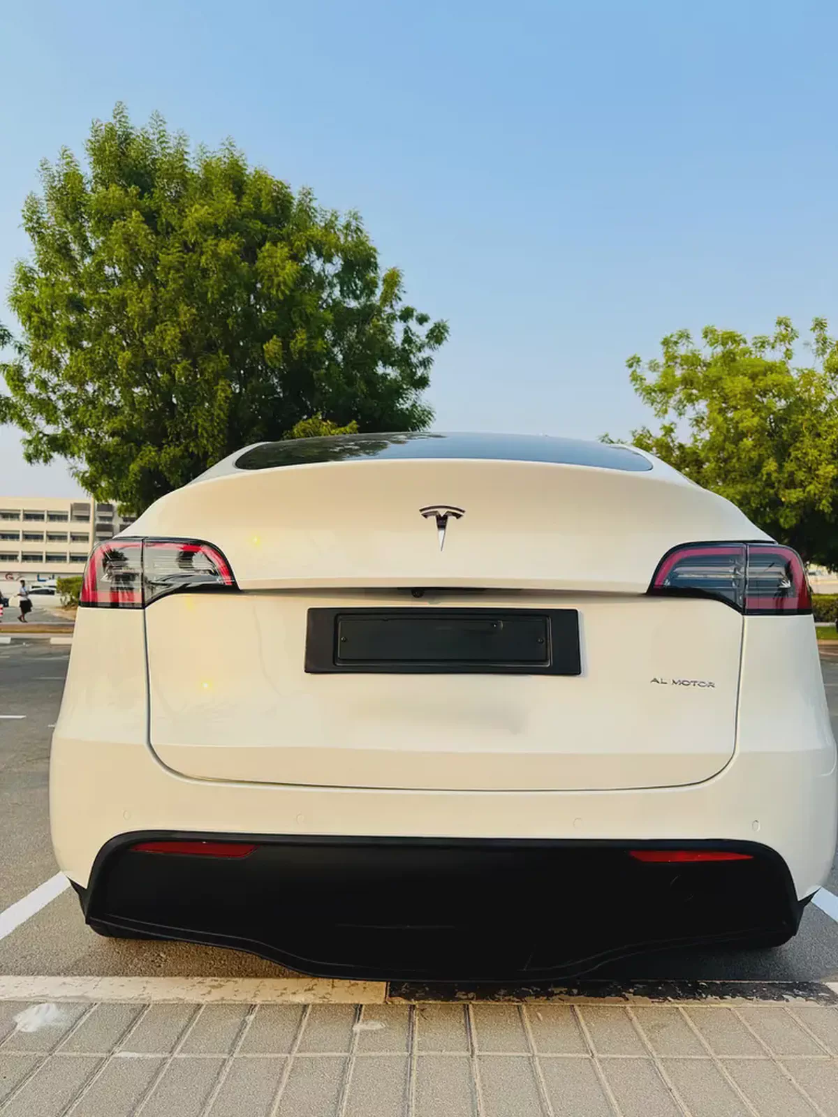 Tesla model Y 2023 Gcc Without Bank Easy monthly emi-1-1