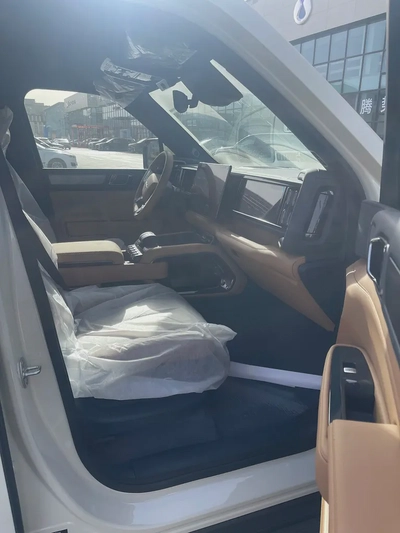 BYD LEOPARD 5 ULTRA -210KM-5