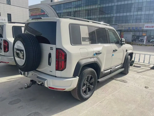 BYD LEOPARD 5 ULTRA -210KM