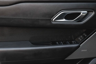 3,232 P.M |  Range Rover Velar SV Autobiography | 0% Downpayment | Fantastic Condition!-12