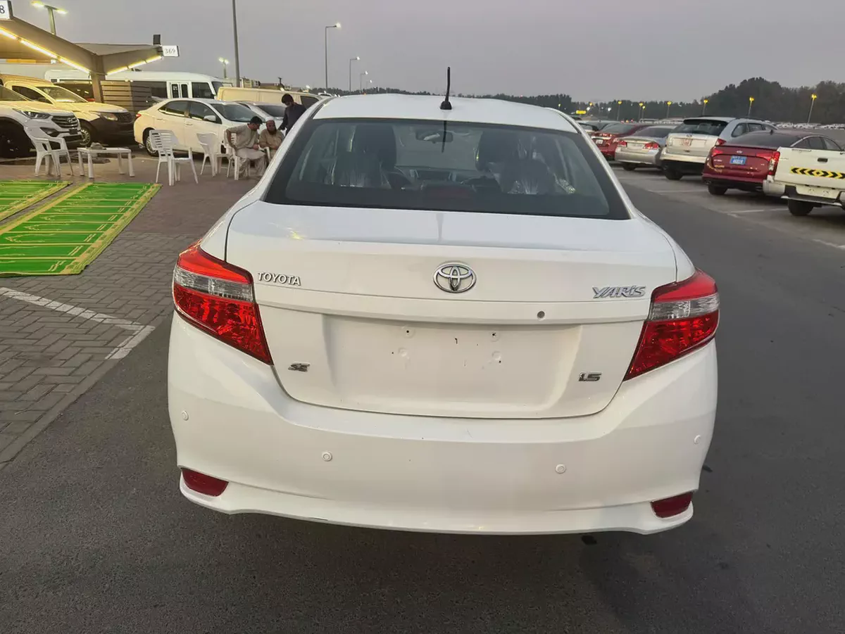 Toyota Yaris SE GCC | 2016 | 161,504 KM | Well Maintained Toyota Yaris SE GCC specification, model 2-6-6
