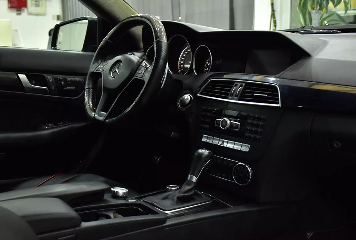 Mercedes Benz C63 AMG ( 2013 Model ) in Black Color GCC Specs-16-16