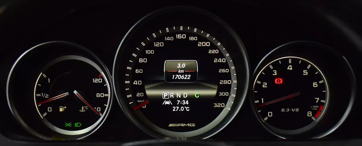 Mercedes Benz C63 AMG ( 2013 Model ) in Black Color GCC Specs-17-17