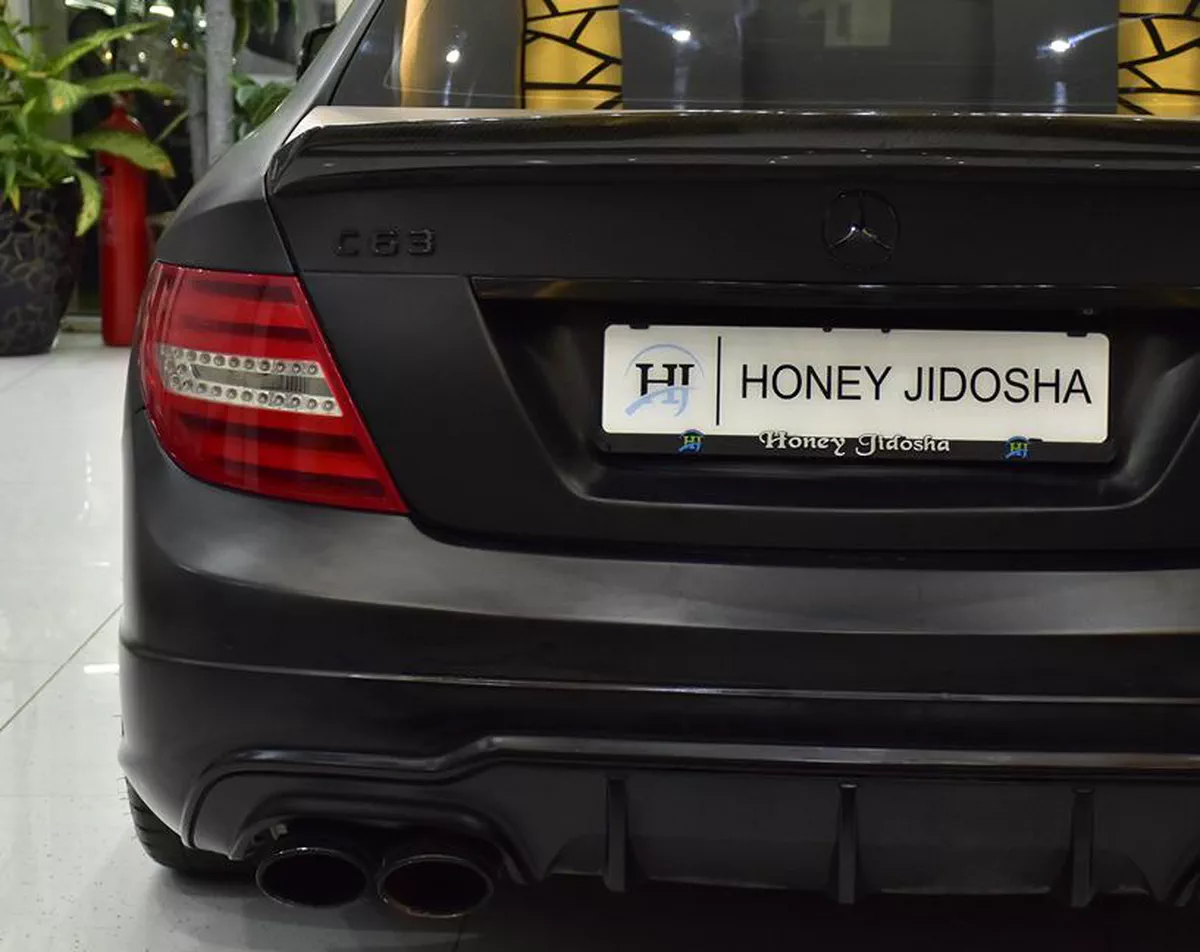 Mercedes Benz C63 AMG ( 2013 Model ) in Black Color GCC Specs-10-10