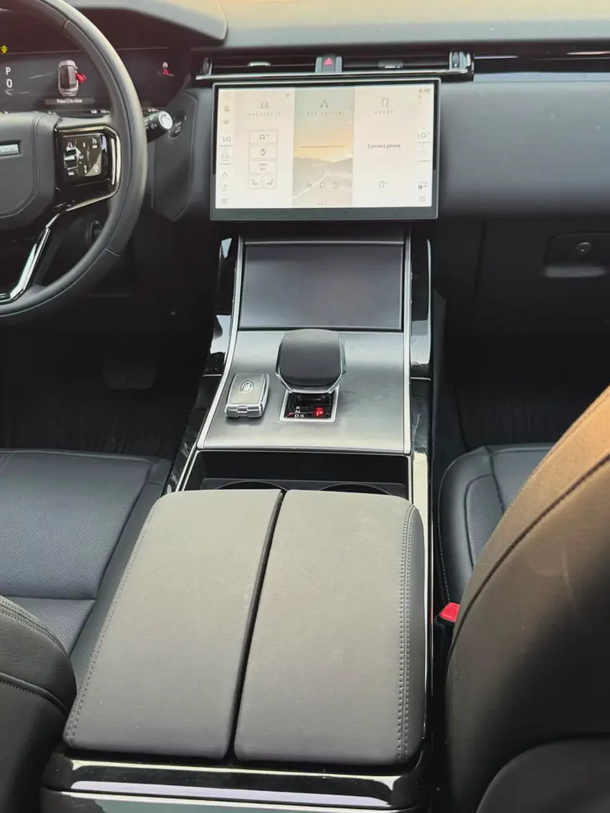 2026 Land Rover Range Rover Velar P250 SE | American Specs-11-11