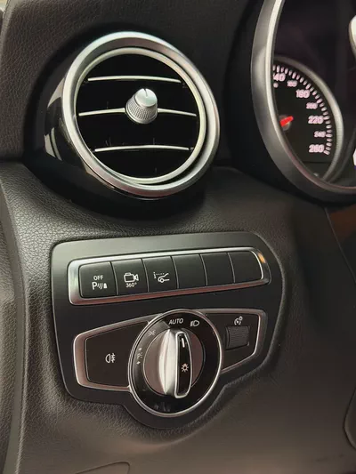 2017 Mercedes-Benz C300 Coupe GCC Specs – Excellent Condition-11