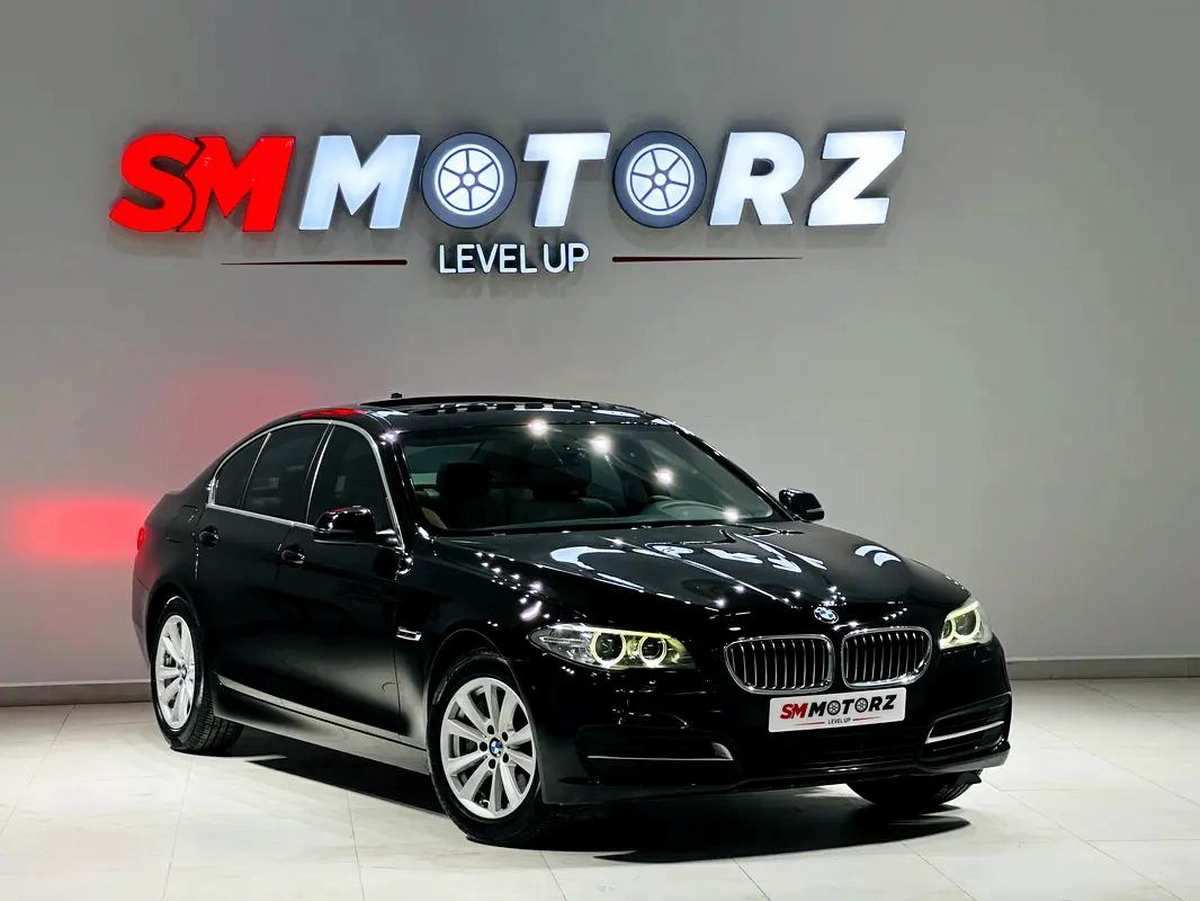 BMW 535i 2016 GCC SPECS LOW KILOMETER WITH ONE YEAR WARRANTY-13-13
