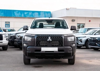 Mitsubishi L200 Mitsubishi L200 4WD 2.4L Diesel MT 2025-15