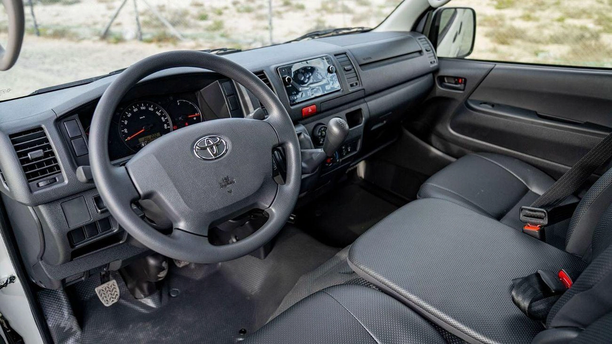 Toyota Hiace 2.7-10-0
