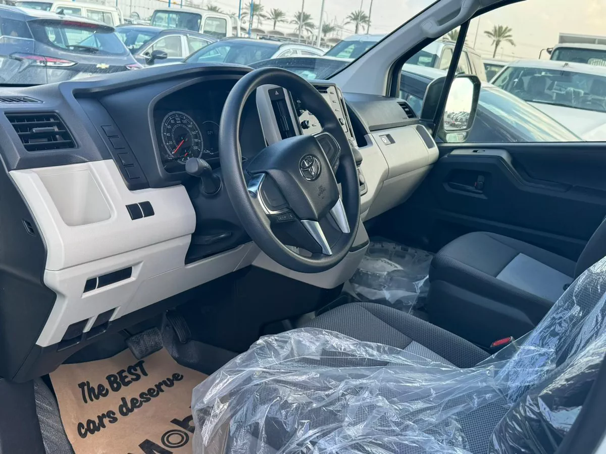 2026 Toyota Hiace-13-13