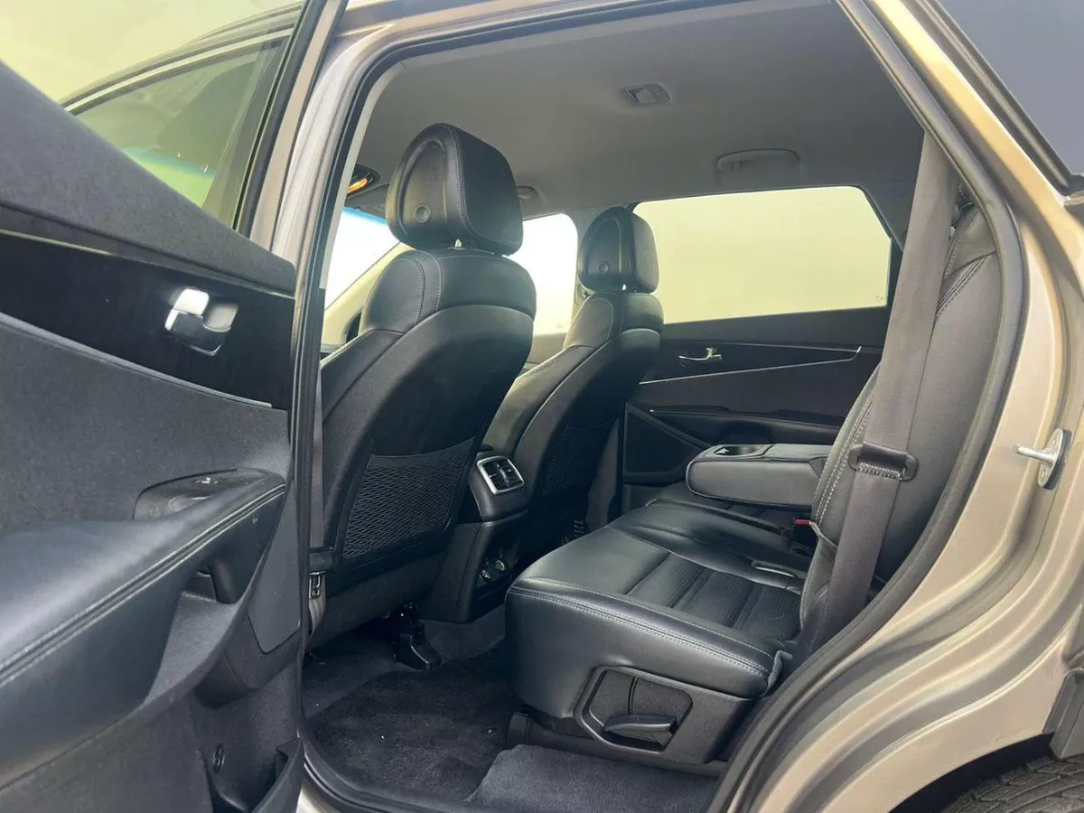 Kia Sorento EX 2016 Kia Sorento 3.3L V6 FWD-Petrol Rear Camera & Sensor - Leather Seat - 75000 mileage -31999 AE-15-0
