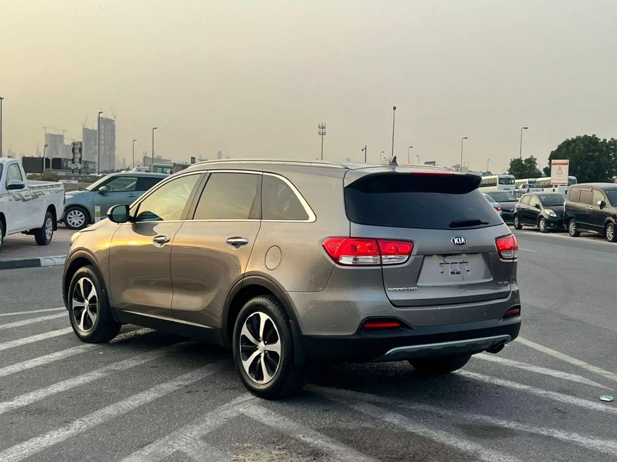 Kia Sorento EX 2016 Kia Sorento 3.3L V6 FWD-Petrol Rear Camera & Sensor - Leather Seat - 75000 mileage -31999 AE-4-0
