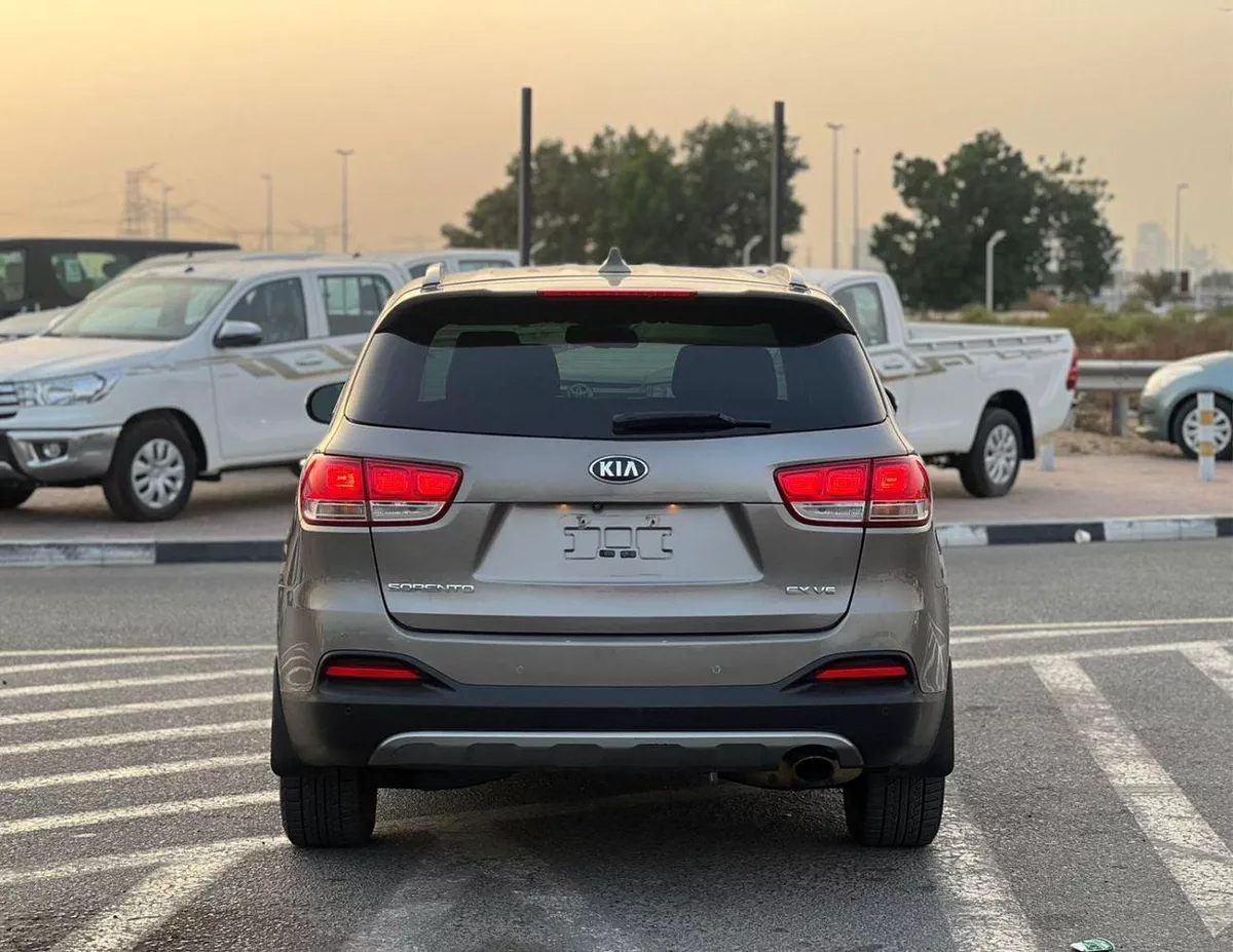 Kia Sorento EX 2016 Kia Sorento 3.3L V6 FWD-Petrol Rear Camera & Sensor - Leather Seat - 75000 mileage -31999 AE-5-0