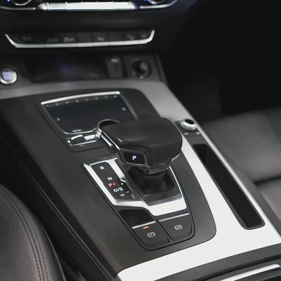 AED 1,724 p.m • 0% Downpayment • Audi Q5 45TFSI S-Line • 1 Year Warranty-12