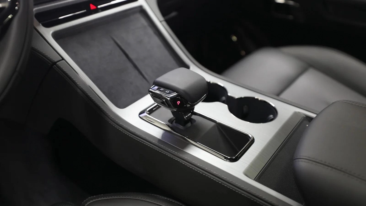 ROX 01 VIP | Full Option | Brand New | 3,050 AED monthly | Registration Ref ROX01vip24-11-11