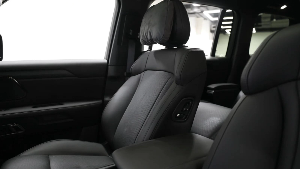 ROX 01 VIP | Full Option | Brand New | 3,050 AED monthly | Registration Ref ROX01vip24-9-9