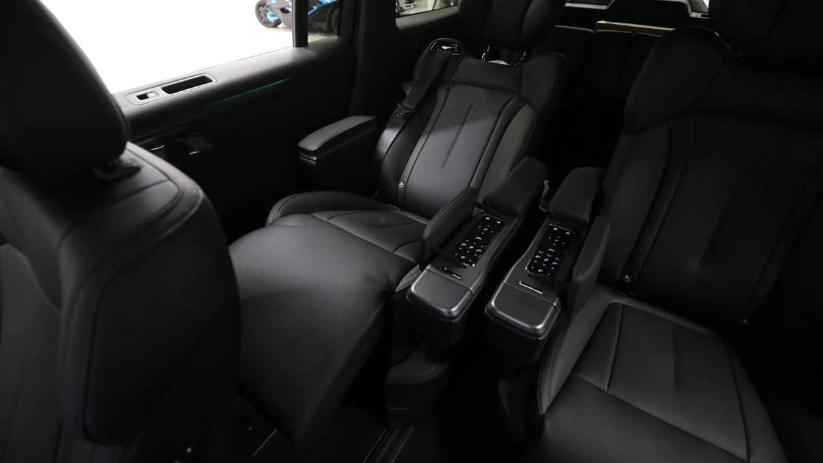ROX 01 VIP | Full Option | Brand New | 3,050 AED monthly | Registration Ref ROX01vip24-15-15