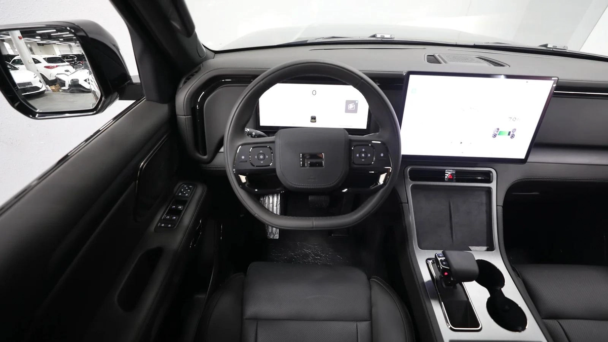 ROX 01 VIP | Full Option | Brand New | 3,050 AED monthly | Registration Ref ROX01vip24-8-8