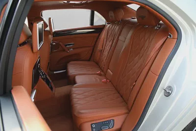 BENTLEY FLYING SPUR V.8 - 2016 - GCC - VENTILATED SEATS - REAR ENTERTINMENT - FULLY LOADED-19
