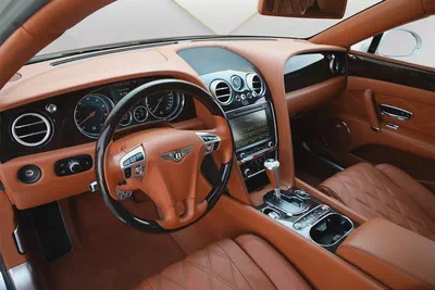 BENTLEY FLYING SPUR V.8 - 2016 - GCC - VENTILATED SEATS - REAR ENTERTINMENT - FULLY LOADED-7
