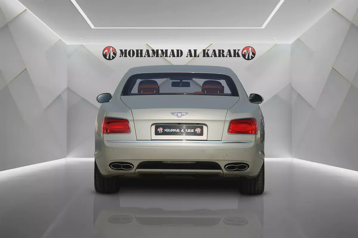 BENTLEY FLYING SPUR V.8 - 2016 - GCC - VENTILATED SEATS - REAR ENTERTINMENT - FULLY LOADED-3-3