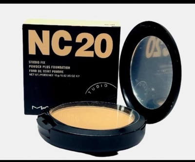 MAC Studio Fix Powder Plus Foundation NC20, Full Coverage, Matte Finish,, 15g/0.52 oz,-1