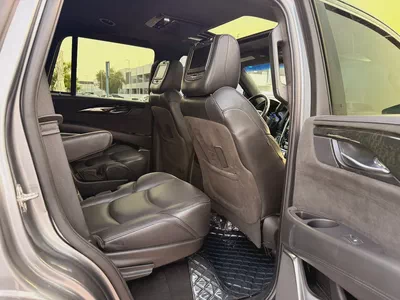 2019 Cadillac Escalade Platinum Luxury | Canadian Specs | Fully Loaded-9