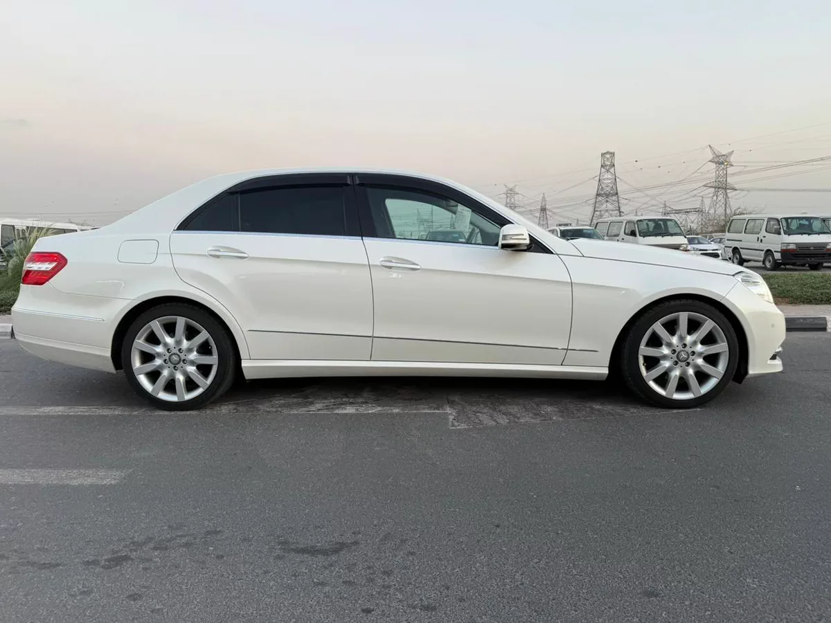 Mercedes Benz E350-2011-5-5