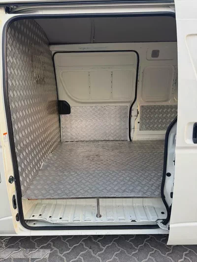 Toyota Hiace 2021 Standard GCC Specs-9