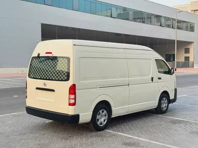 Toyota Hiace 2021 Standard GCC Specs-12
