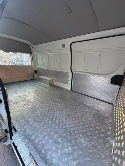 Toyota Hiace 2021 Standard GCC Specs-2