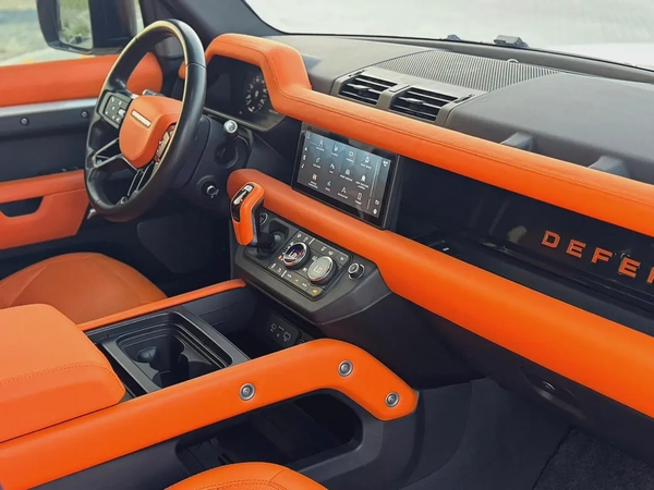 2020 Land Rover Defender 110 HSE (P400) | GCC Specs | Pristine Condition