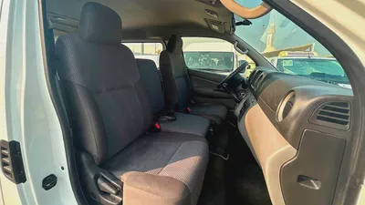 Urvan 6-Seater | Manual | Standard Roof Delivery Van | GCC Specs | Ref#N32580-9