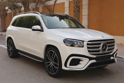 MERCEDES-BENZ GLS 450-NIGHT PACKEG 14000KM ONLY 5 YEAR WARRANTYSERVICE CONTRACT GARGASH-GCC SPE-4