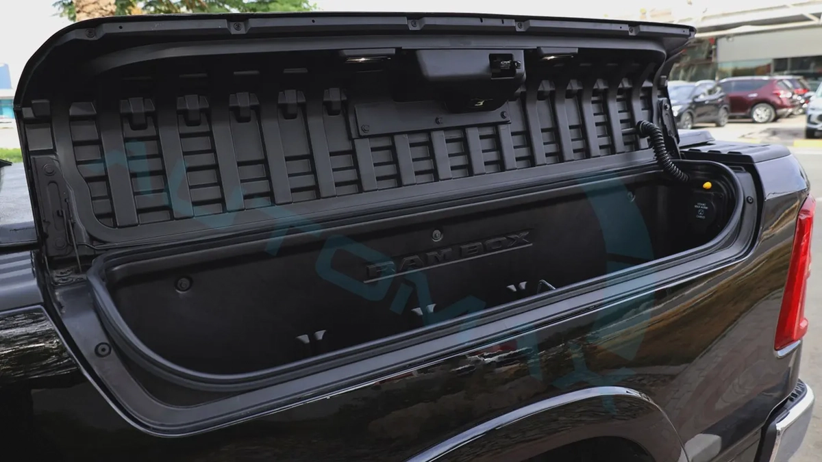 ( For Export / multiple colors ) 2026 RAM 1500 Limited Longhorn Crew Cab Hurricane H.O 3.0TT GCC 0KM-17-17