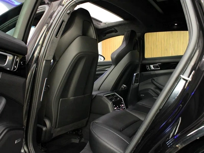 2020 - Porsche Panamera Turbo S E-Hybrid - Prestige Condition for 360,000.00 AED-12
