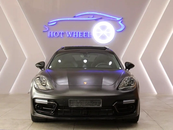 2020 - Porsche Panamera Turbo S E-Hybrid - Prestige Condition for 360,000.00 AED