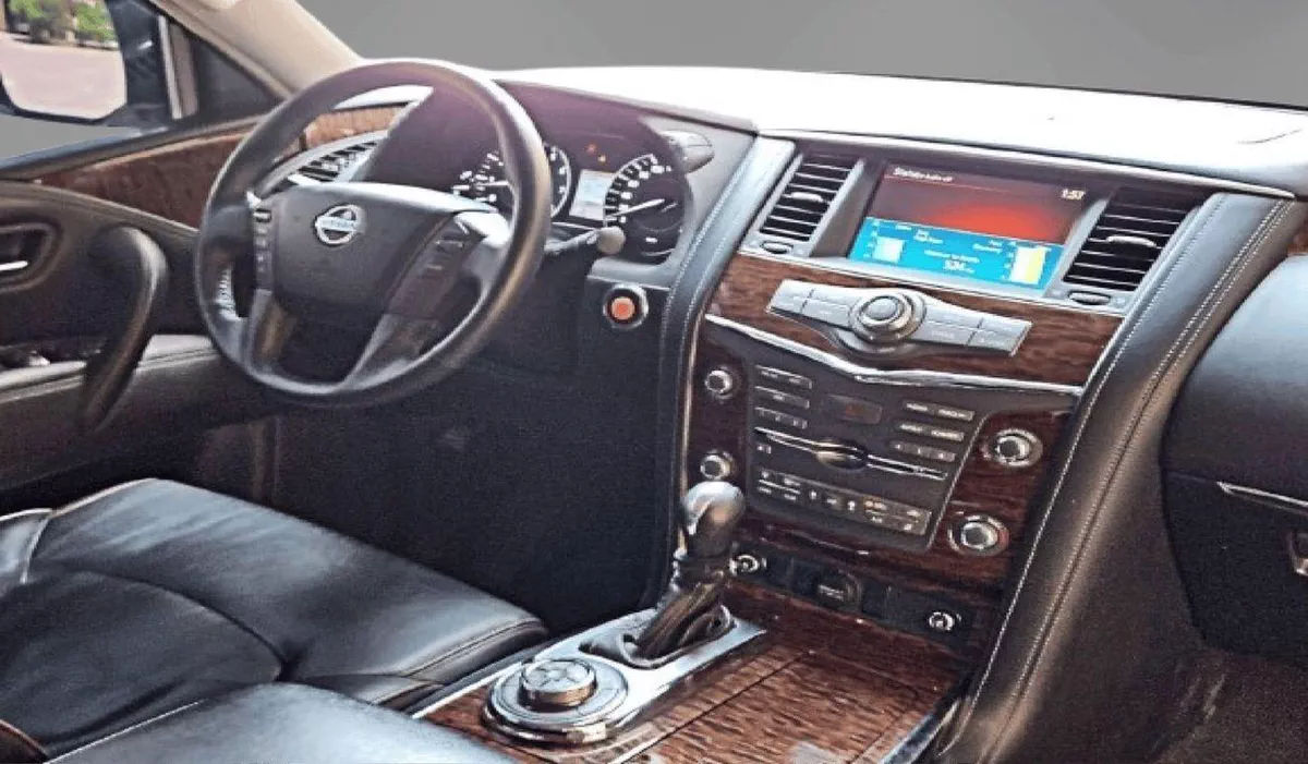 Nissan Patrol LE T2 TITANIUM 400 Horsepower LE Titanium 5.6L Excellent condition - Large Engine-7-0
