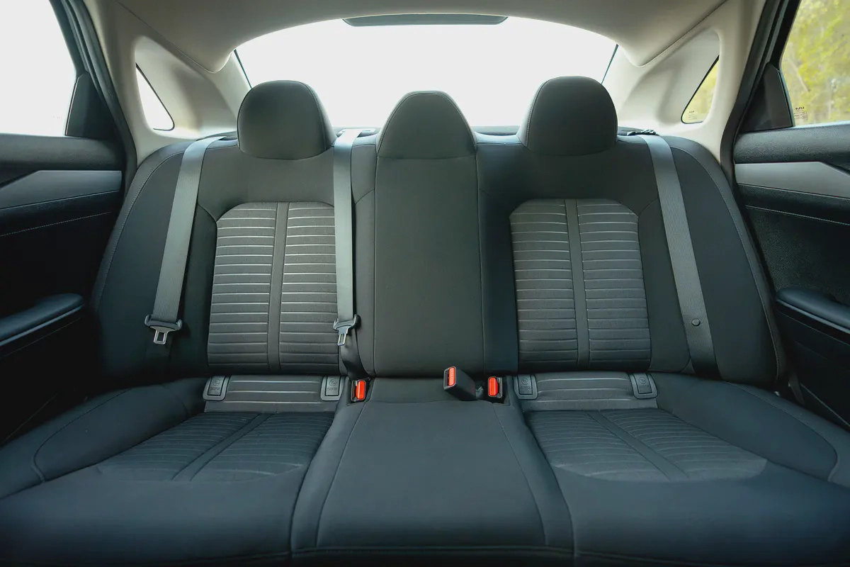 AED 1,116/month | Kia K5 LX | GCC Specs | REF#K99225-11-11
