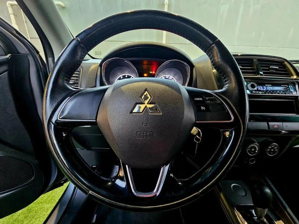 Mitsubishi ASX GCC/ GLX 2.0 V4/ ORIGINAL PAINT/ LOW MILEAGE