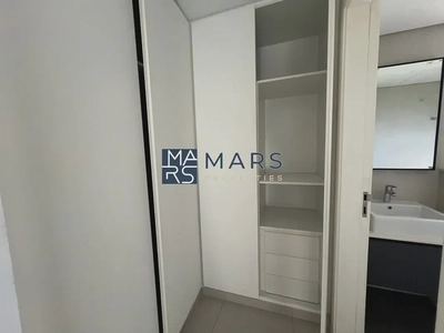 Corner Unit | Landscaped Garden | Ready To Move-12