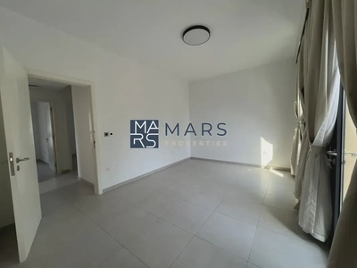 Corner Unit | Landscaped Garden | Ready To Move-14