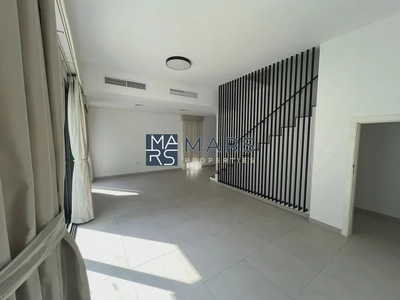 Corner Unit | Landscaped Garden | Ready To Move-2