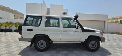 2018 Toyota Land Cruiser LC 76LX  4x4 Hardtop-Excellent Condition-Original Paint-3