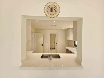 One month free Corner Villa ! Maids + Storage Room ! Luxurious ! Ready to Move ! Closed To Metro -6