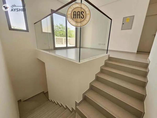 One month free Corner Villa ! Maids + Storage Room ! Luxurious ! Ready to Move ! Closed To Metro 
